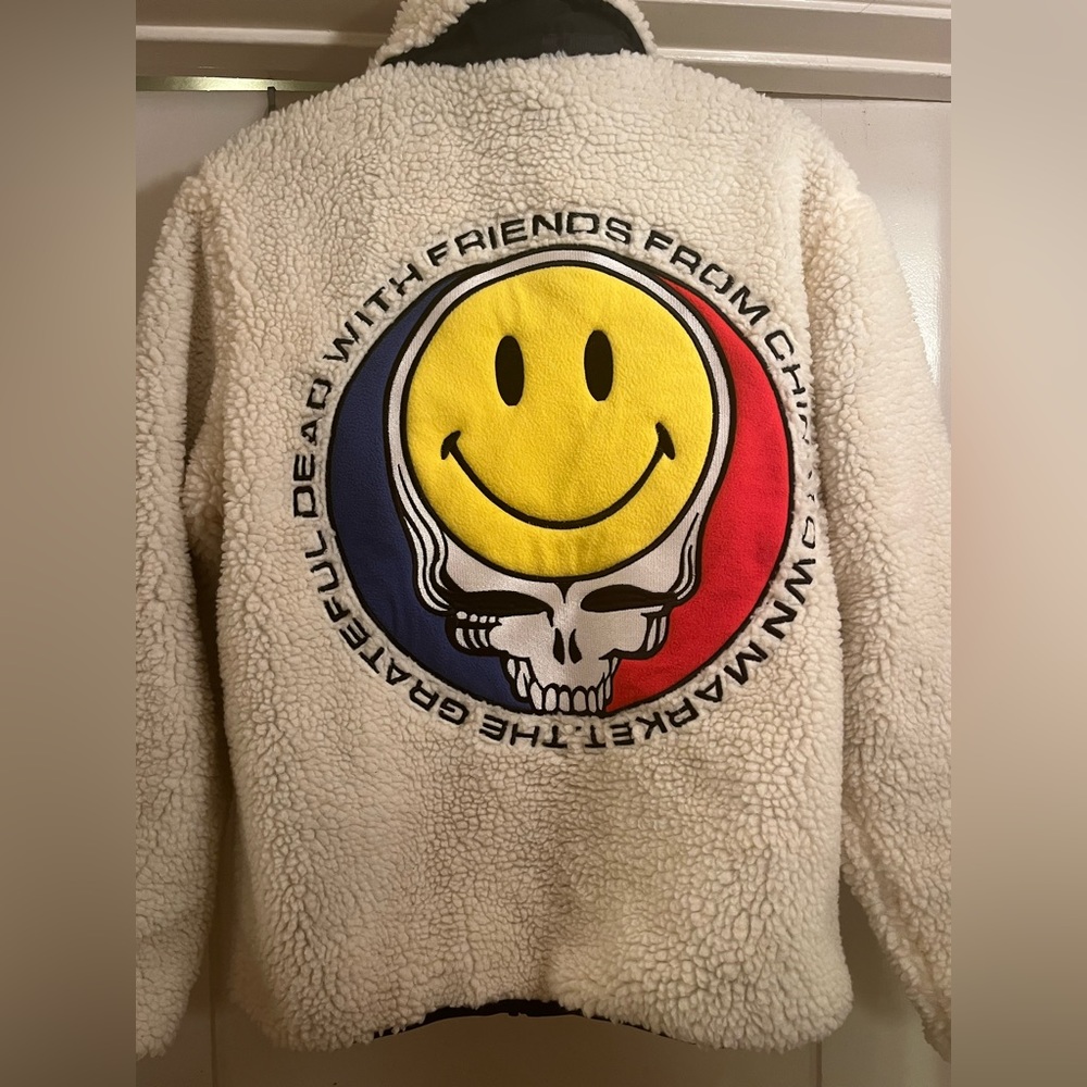 Size S / NWT / Chinatown Market Grateful Dead Sherpa Jacket